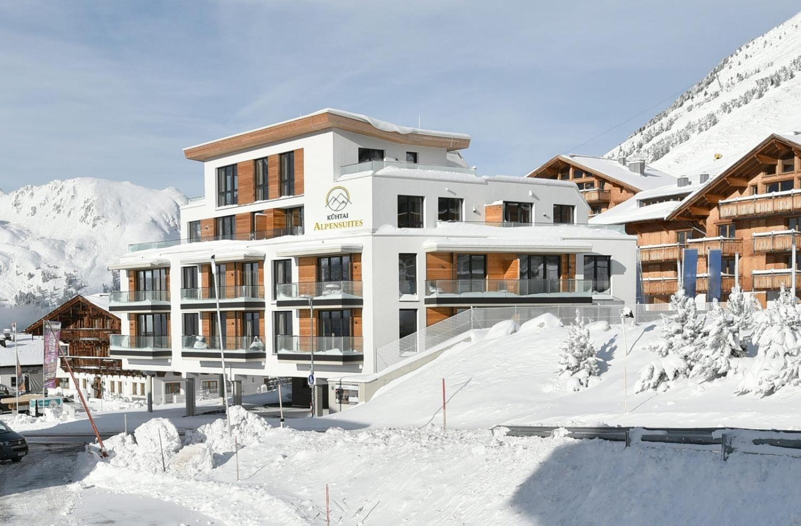 Alpensuites *