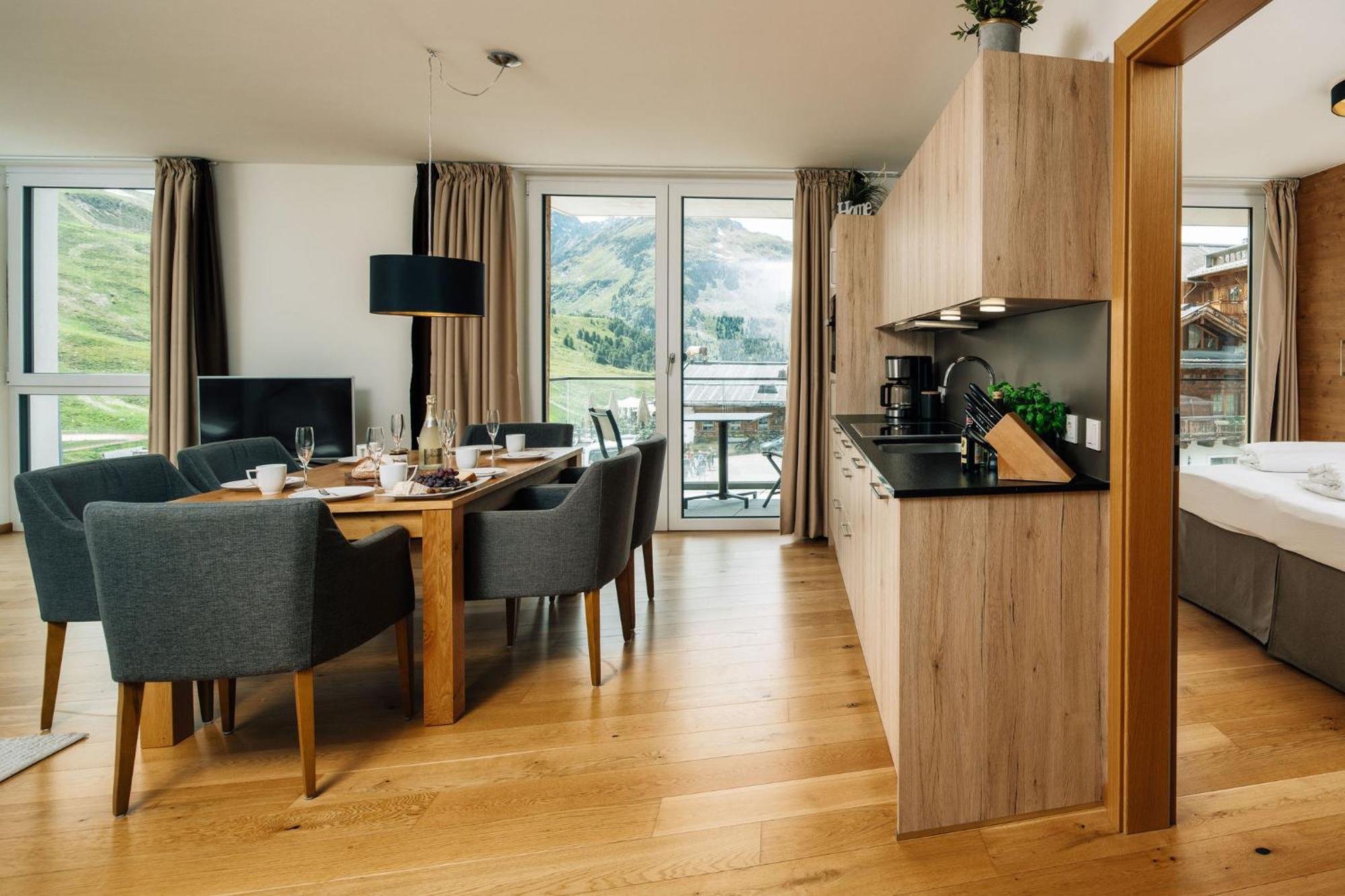 Alpensuites Apartment